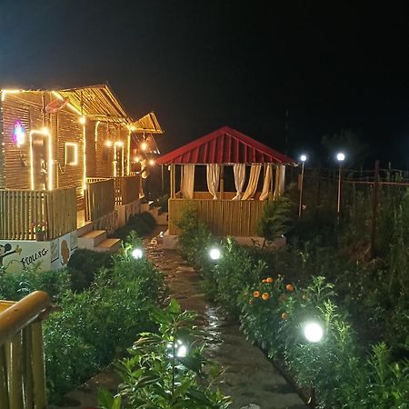 Krishna Kutir, Talla Ramgarh By The Meditating Society Екстер'єр фото